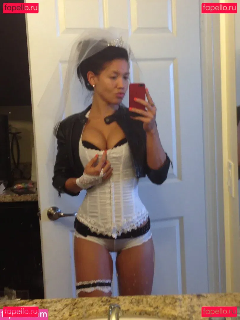 Wailana Geisen Onlyfans Photo Gallery 