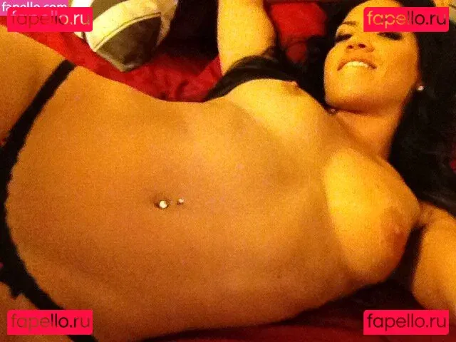 Wailana Geisen Onlyfans Photo Gallery 