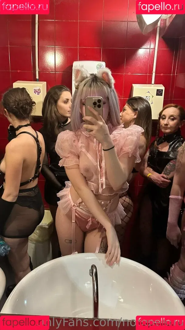 noodlesriu Onlyfans Photo Gallery 