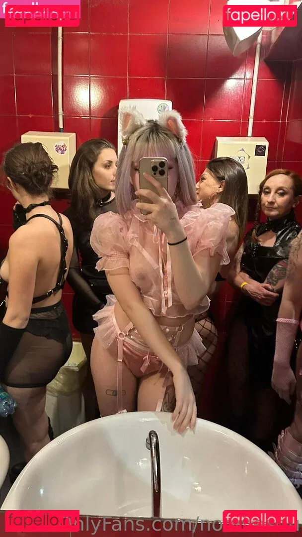 noodlesriu Onlyfans Photo Gallery 