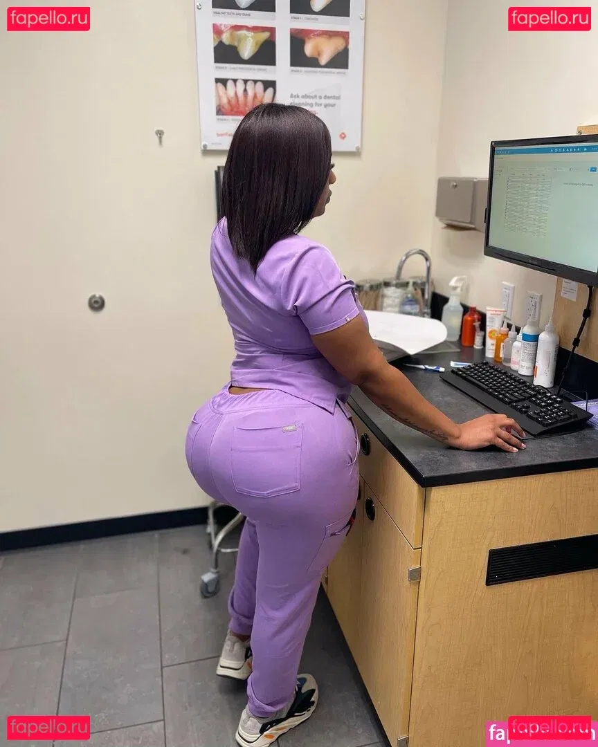 ActingLightskin Onlyfans Photo Gallery 