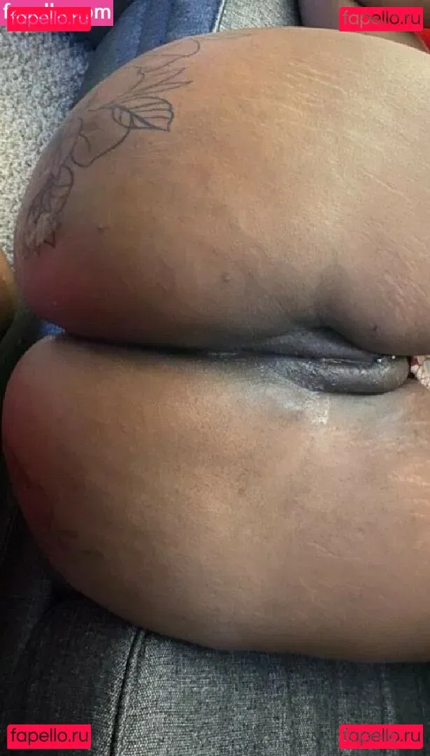 ActingLightskin Onlyfans Photo Gallery 