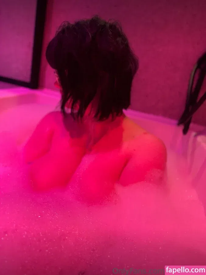 Mika Mae Onlyfans Photo Gallery 