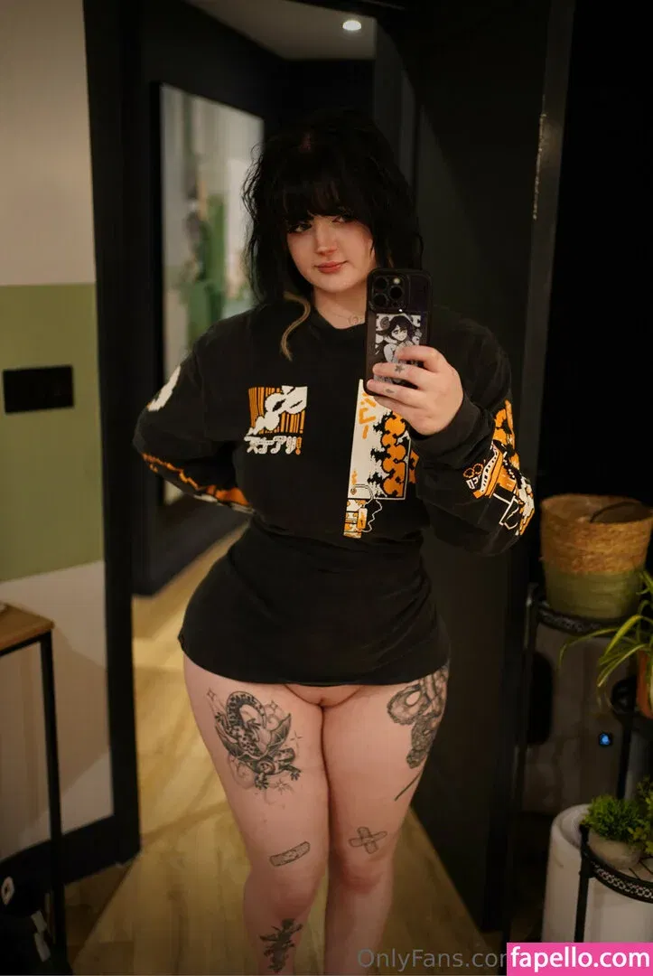 Mika Mae Onlyfans Photo Gallery 