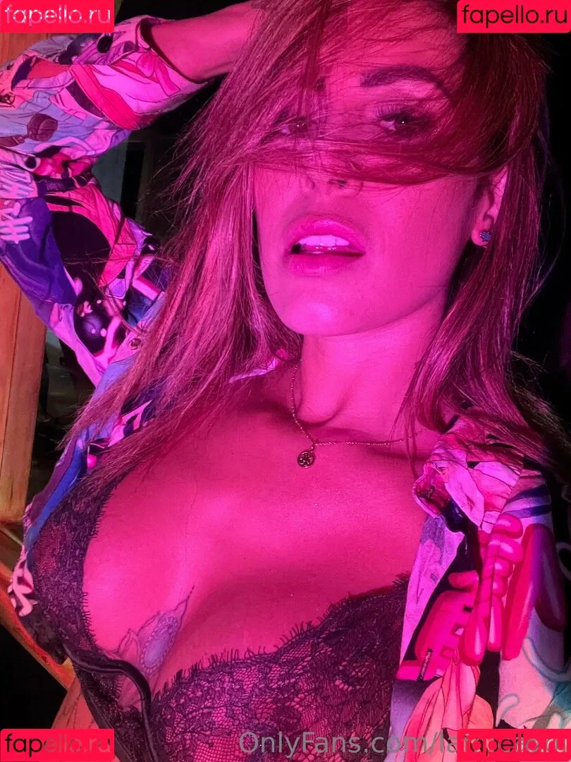 lamicacol Onlyfans Photo Gallery 