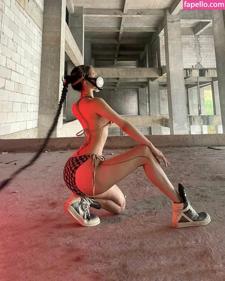 zmeixio Onlyfans Photo Gallery 