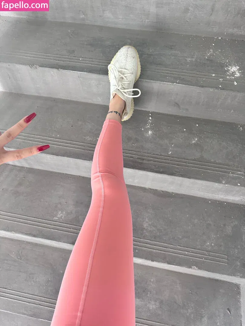 zmeixio Onlyfans Photo Gallery 