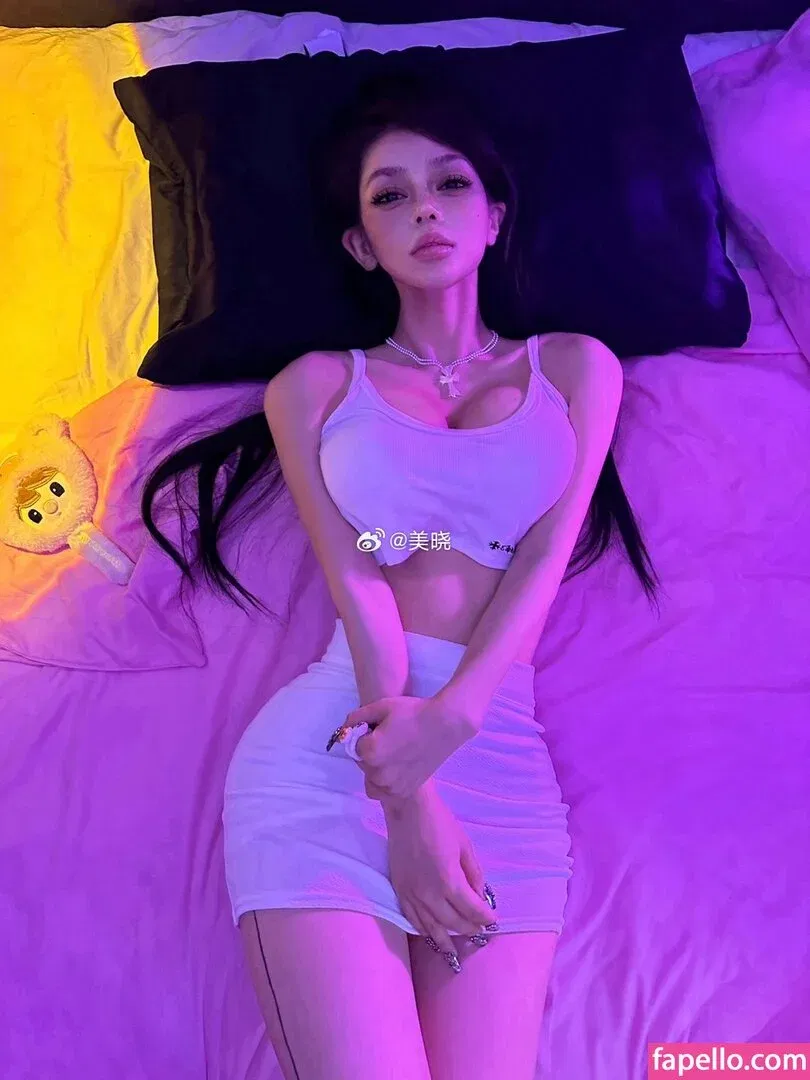 zmeixio Onlyfans Photo Gallery 