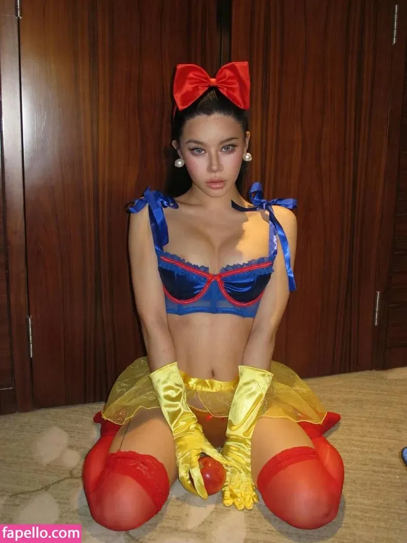 zmeixio Onlyfans Photo Gallery 