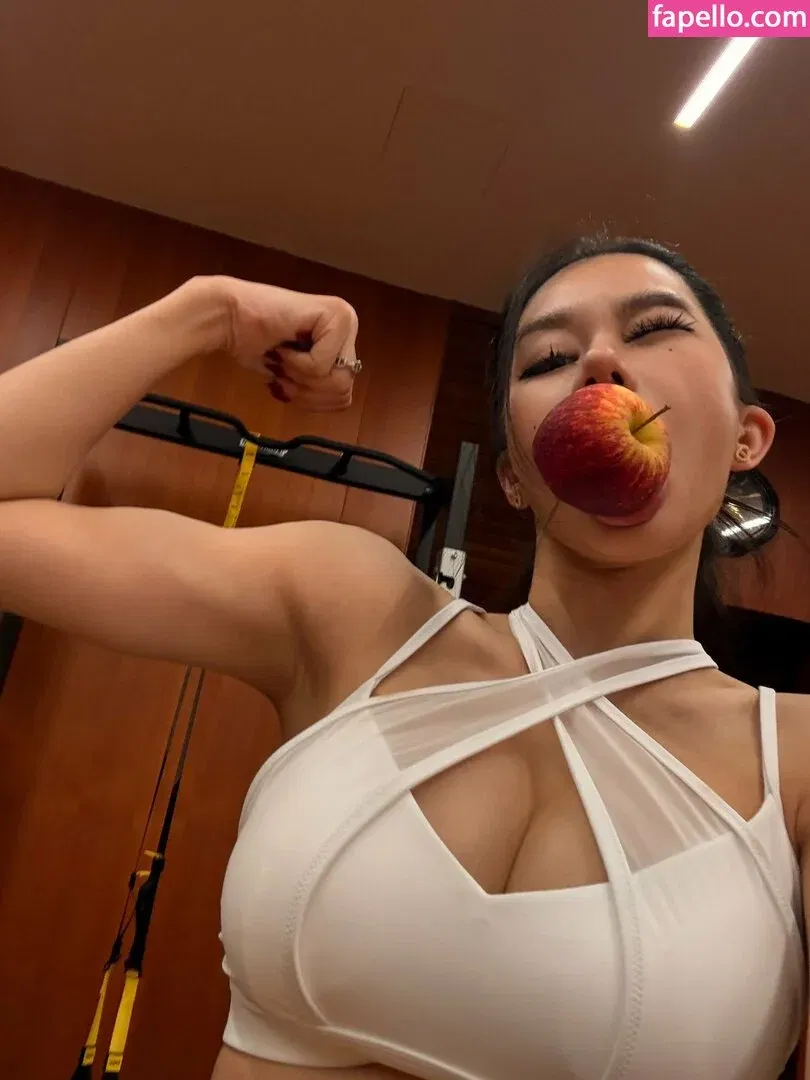 zmeixio Onlyfans Photo Gallery 