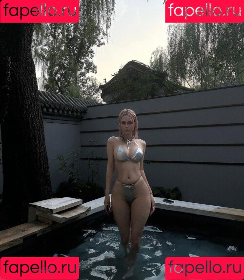 zmeixio Onlyfans Photo Gallery 