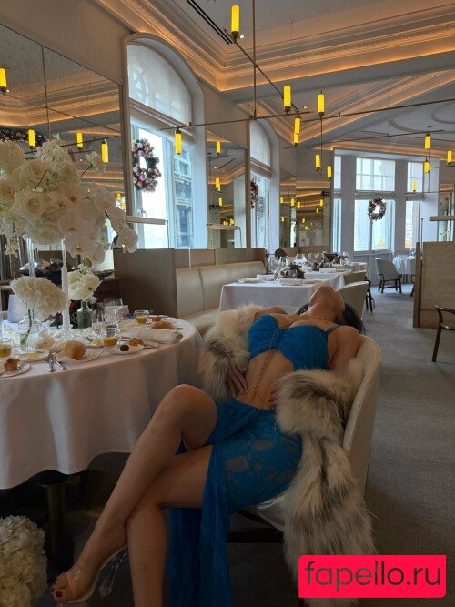 zmeixio Onlyfans Photo Gallery 