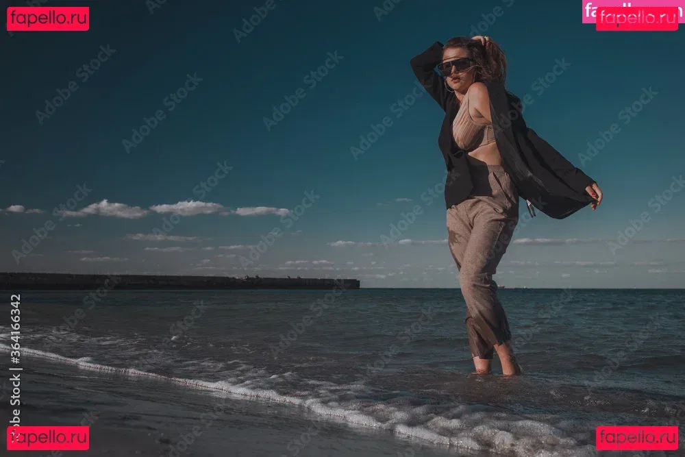 mia_mor3 Onlyfans Photo Gallery 