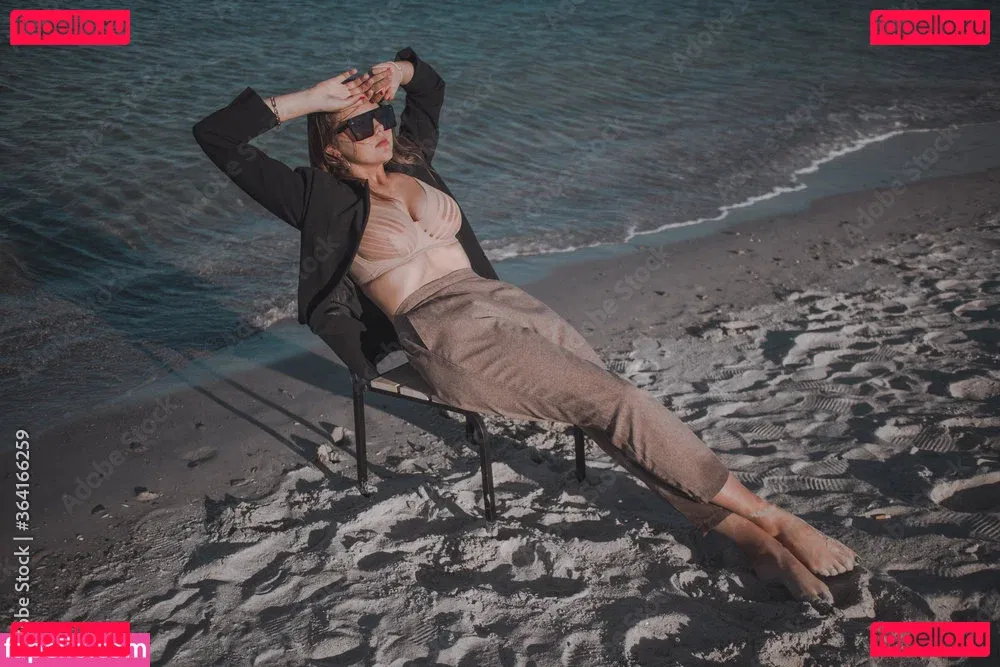 mia_mor3 Onlyfans Photo Gallery 