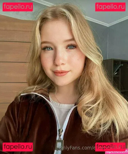 elisenextdoor Onlyfans Photo Gallery 