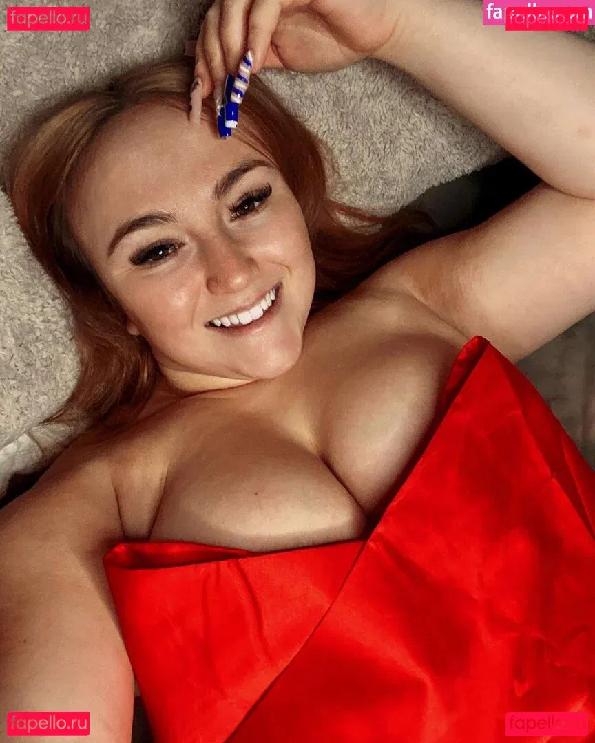 Littlemissdoubleg Onlyfans Photo Gallery 