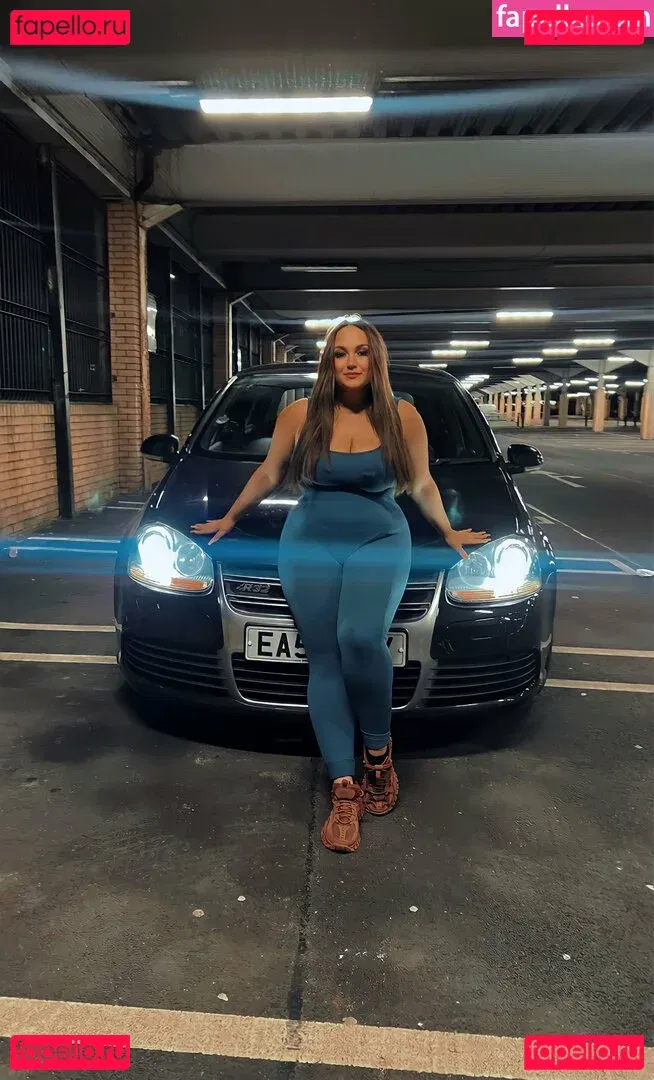 Littlemissdoubleg Onlyfans Photo Gallery 