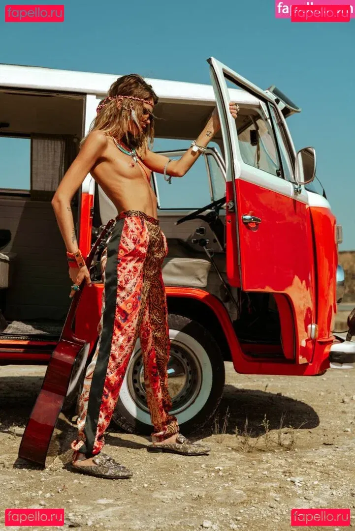 Daria Marinina Onlyfans Photo Gallery 