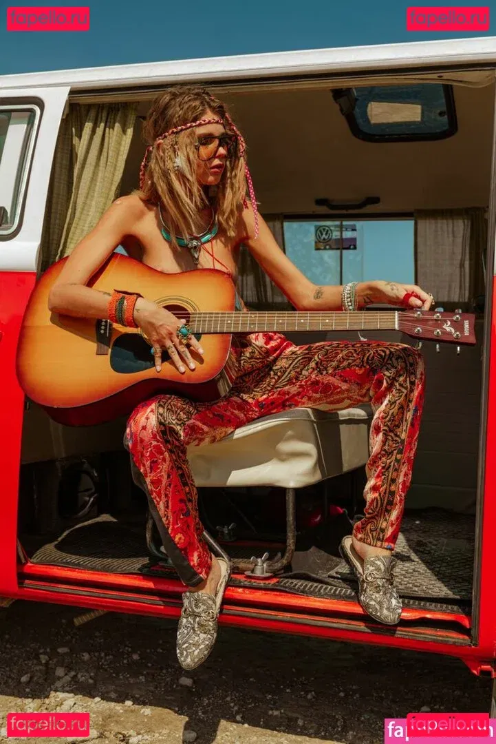 Daria Marinina Onlyfans Photo Gallery 