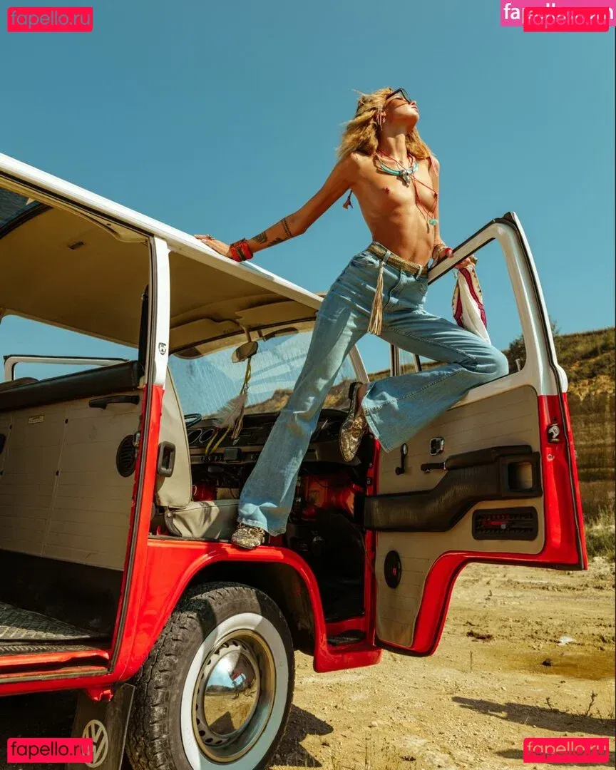 Daria Marinina Onlyfans Photo Gallery 