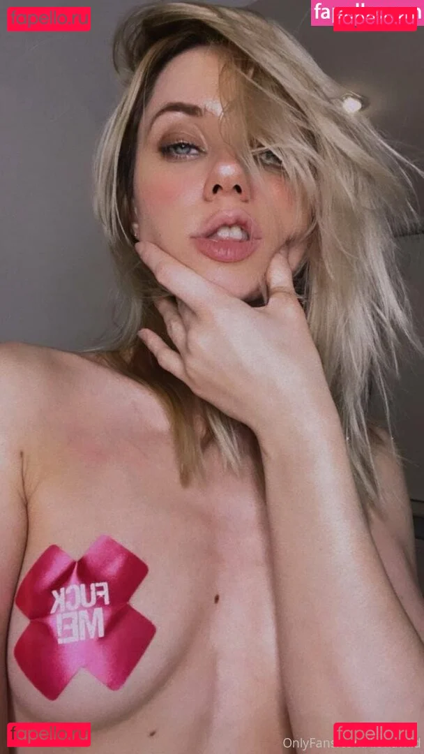 lionawild Onlyfans Photo Gallery 