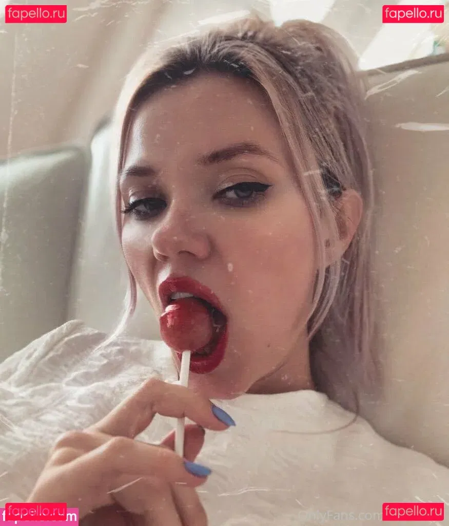 lionawild Onlyfans Photo Gallery 