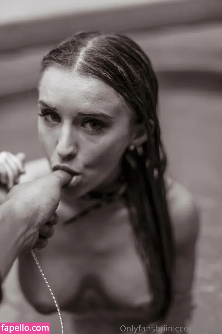 Briinic Onlyfans Photo Gallery 