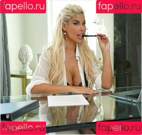 Bridgette B Onlyfans Photo Gallery 