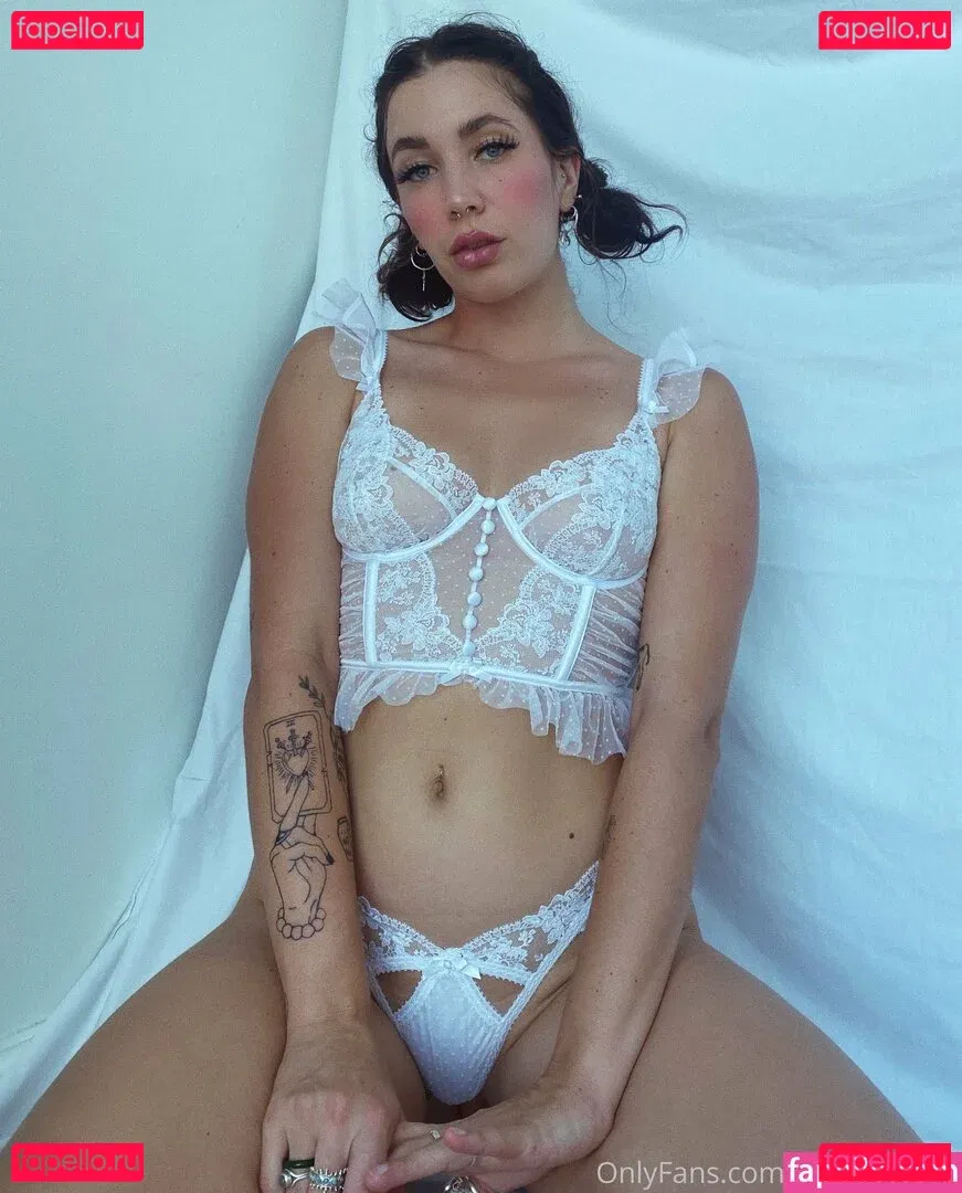 lanawildfree Onlyfans Photo Gallery 