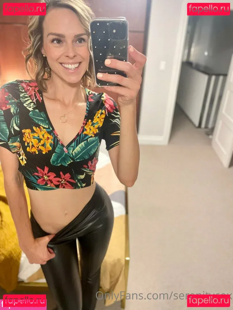 serenitycox Onlyfans Photo Gallery 