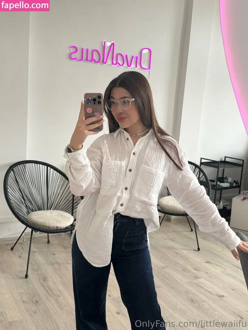 littlewaiifu Onlyfans Photo Gallery 