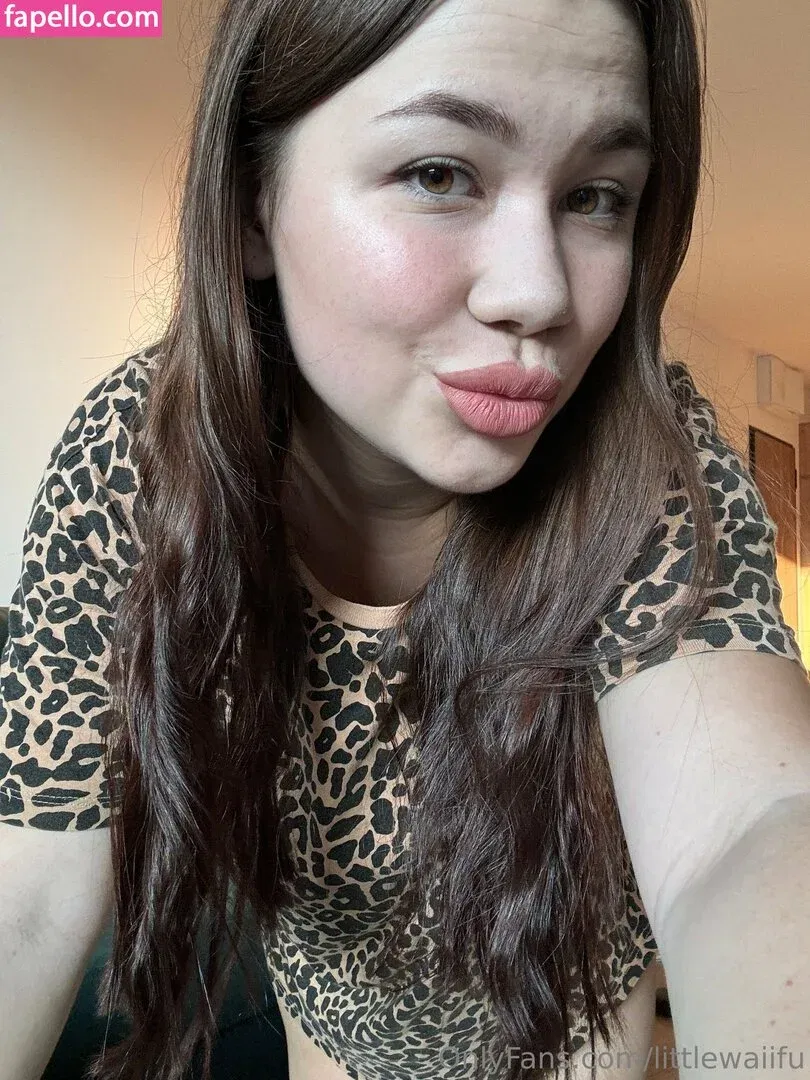 littlewaiifu Onlyfans Photo Gallery 