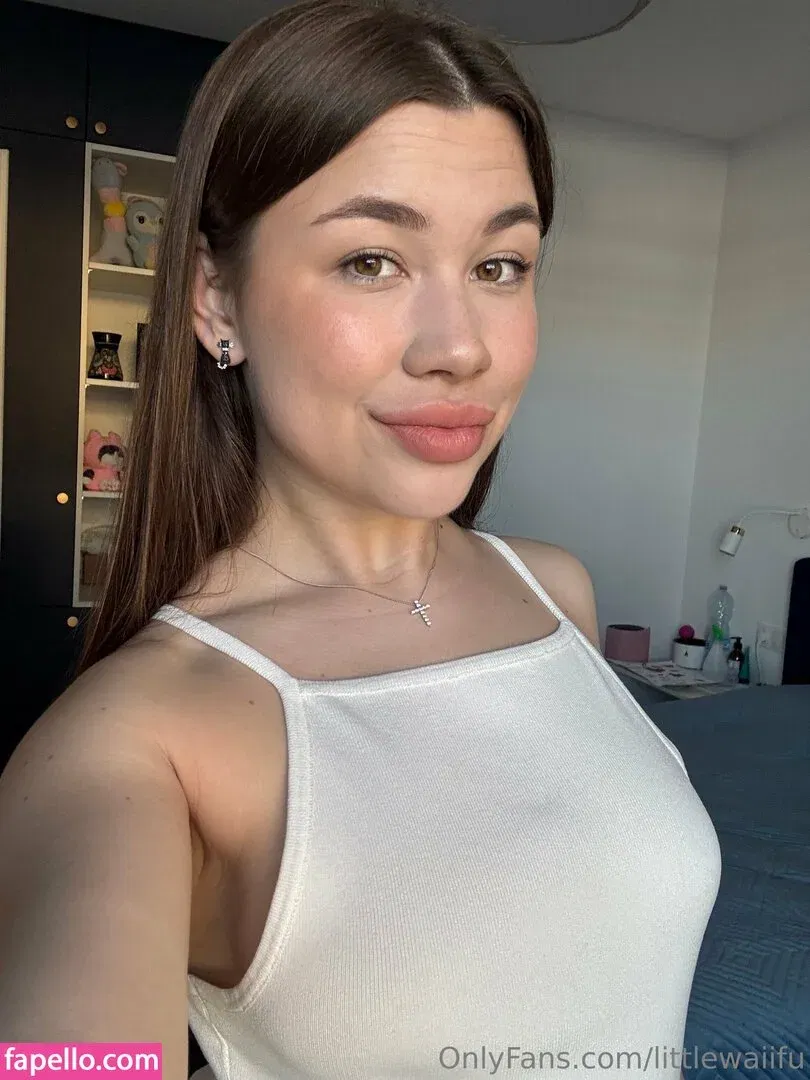 littlewaiifu Onlyfans Photo Gallery 