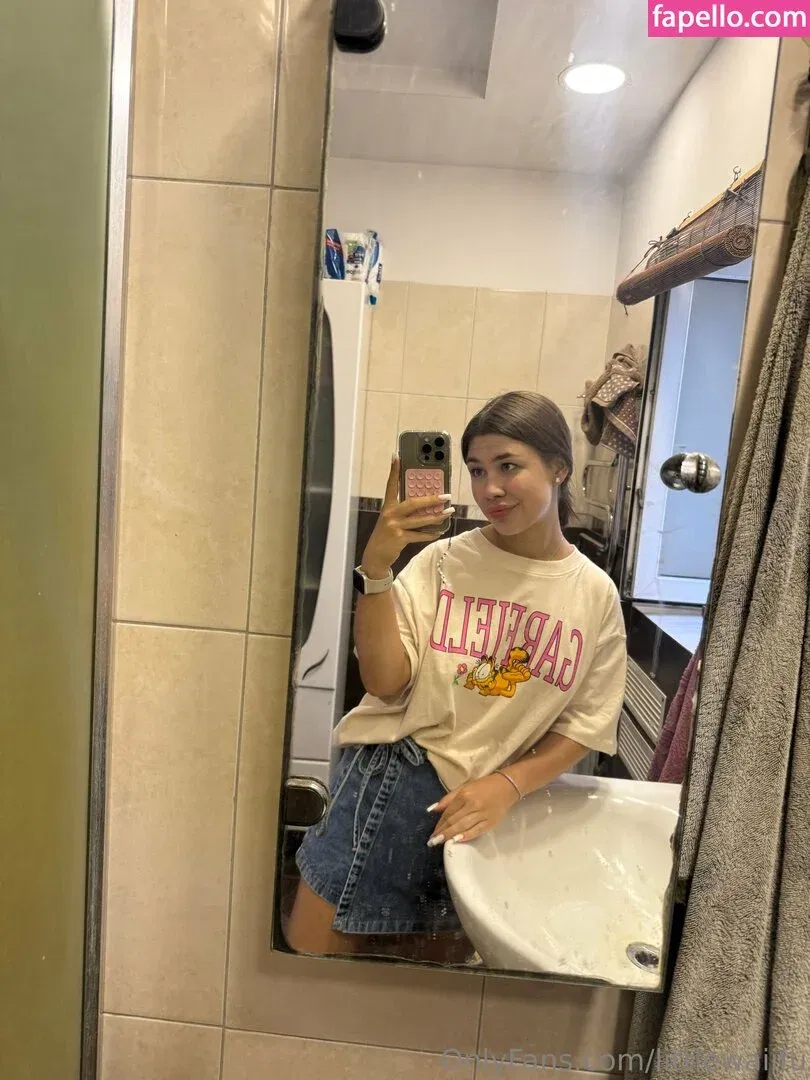 littlewaiifu Onlyfans Photo Gallery 