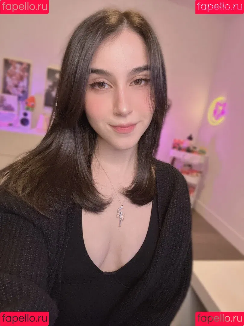 Midna Onlyfans Photo Gallery 