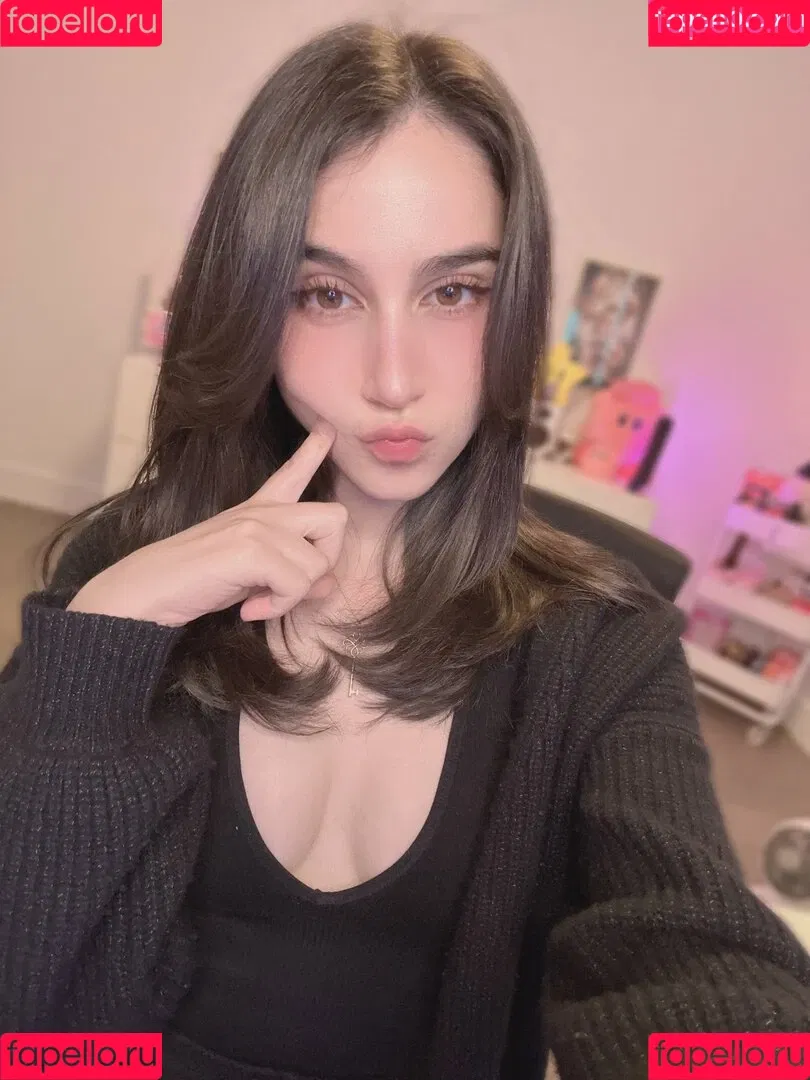 Midna Onlyfans Photo Gallery 