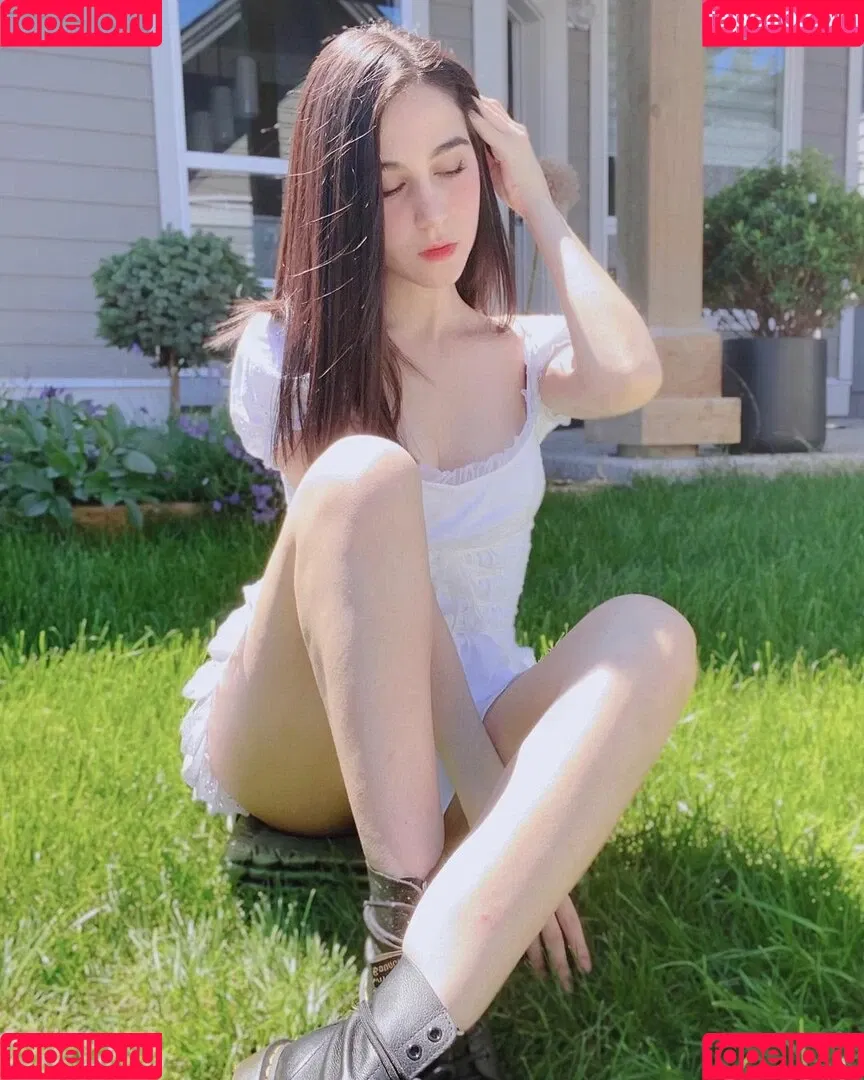 Midna Onlyfans Photo Gallery 