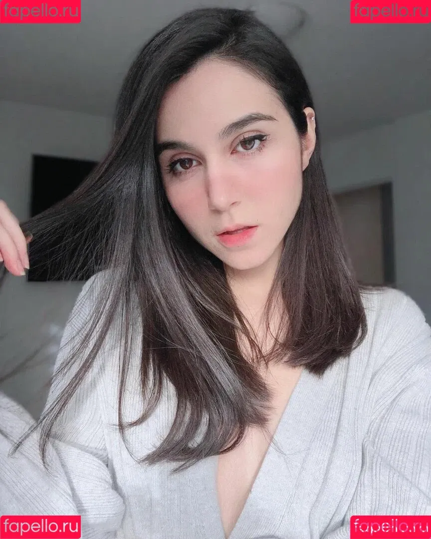 Midna Onlyfans Photo Gallery 