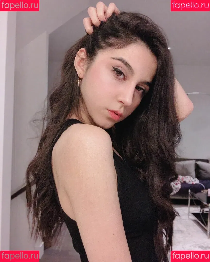 Midna Onlyfans Photo Gallery 