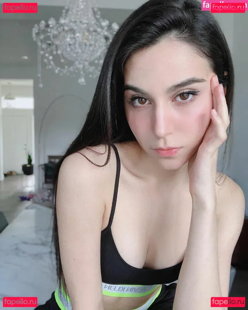 Midna Onlyfans Photo Gallery 