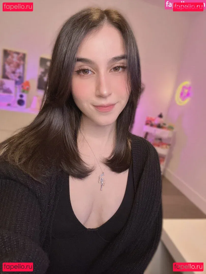 Midna Onlyfans Photo Gallery 