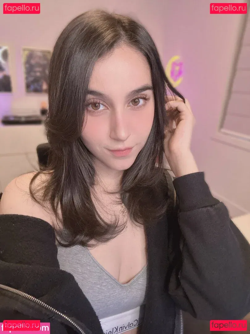 Midna Onlyfans Photo Gallery 