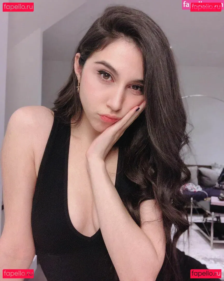 Midna Onlyfans Photo Gallery 