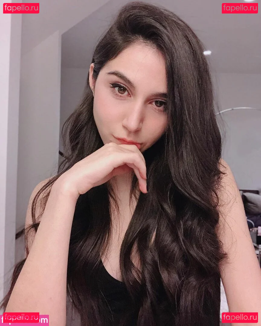 Midna Onlyfans Photo Gallery 