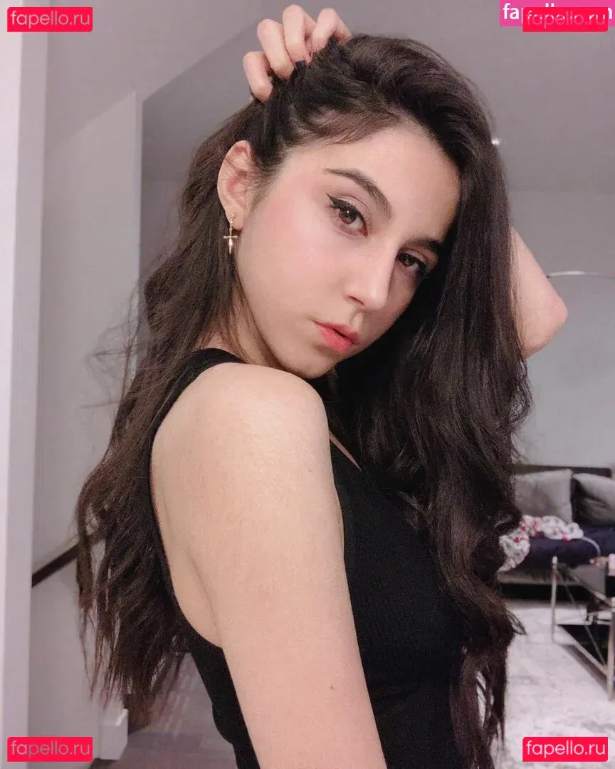 Midna Onlyfans Photo Gallery 