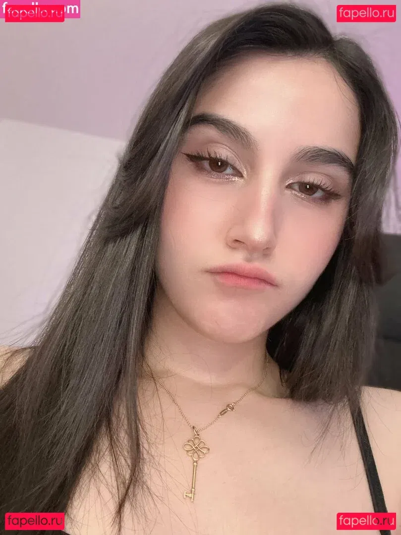 Midna Onlyfans Photo Gallery 