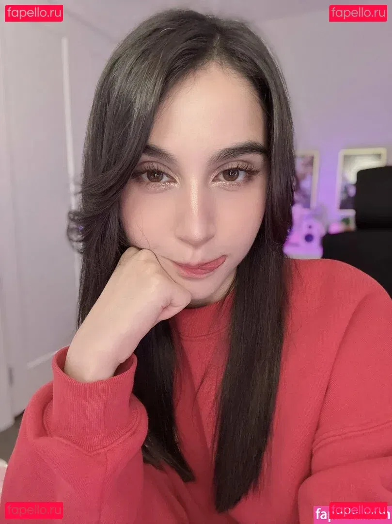 Midna Onlyfans Photo Gallery 