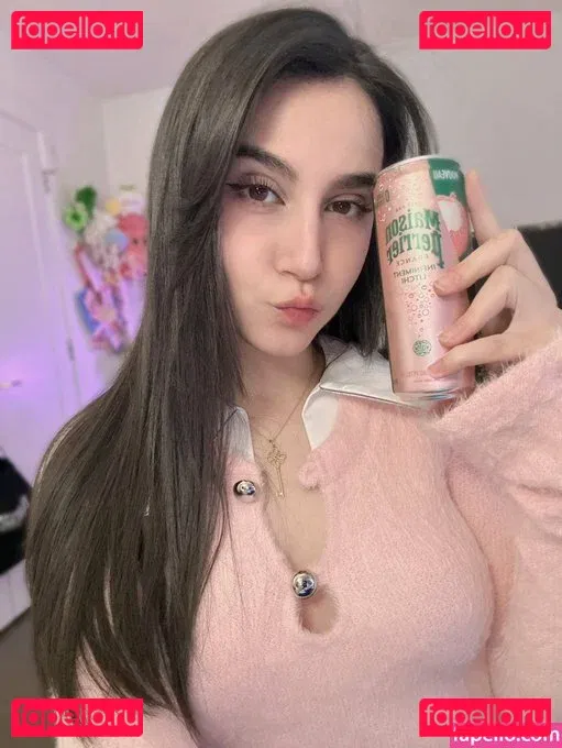 Midna Onlyfans Photo Gallery 