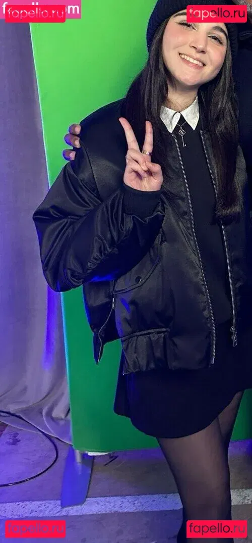 Midna Onlyfans Photo Gallery 