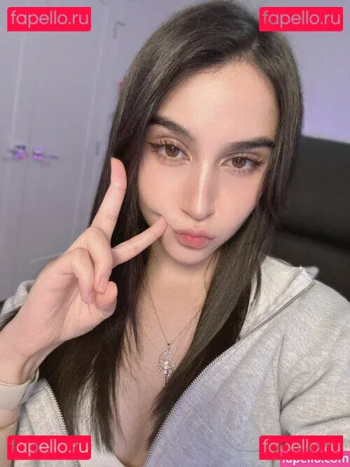 Midna Onlyfans Photo Gallery 